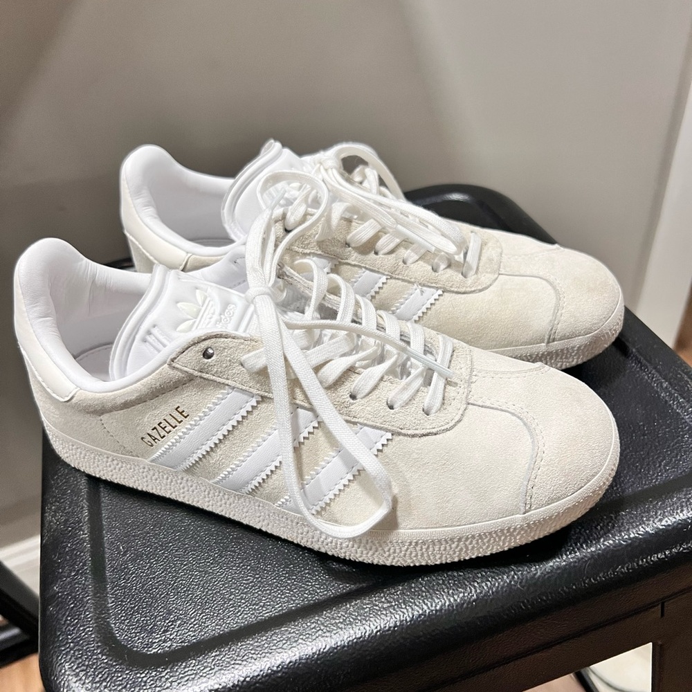 Adidas off-white Gazelle